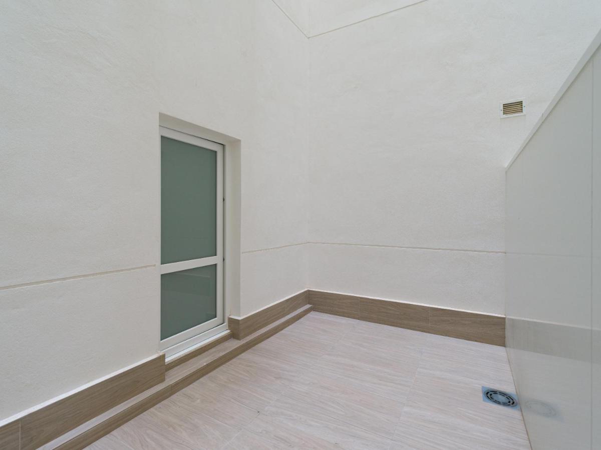 Homeforguest Modern Apartment In Las Canteras With Parking Las Palmas de Gran Canária Exterior foto